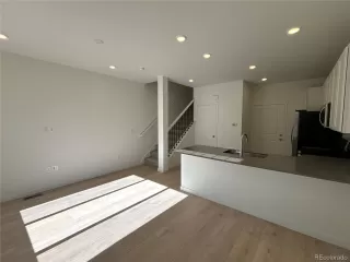 Photo #3: 9157677 Listing 