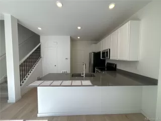 Photo #6: 9157677 Listing 