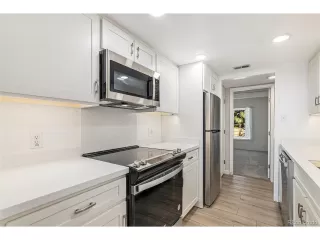 Photo #4: 9157871 Listing