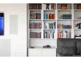 Photo #5: 9158134 Listing