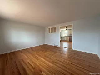 Photo #6: 9158589 Listing