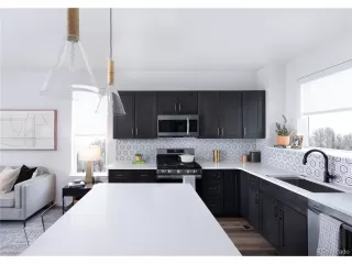 Photo #2: 9161143 Listing 