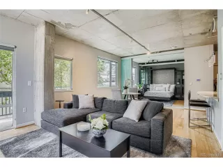 Photo #3: 9163153 Listing