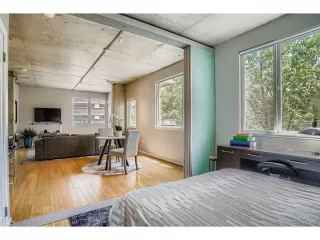 Photo #5: 9163153 Listing