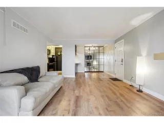 Photo #2: 9168728 Listing