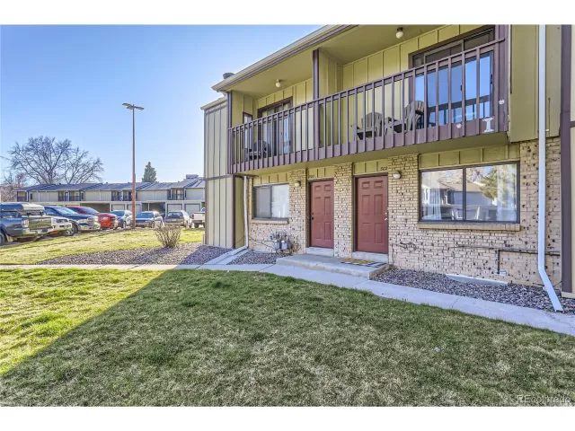 MLS: 9169593 Condo For Sale