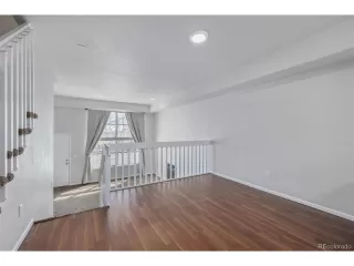 Photo #4: 9172061 Listing