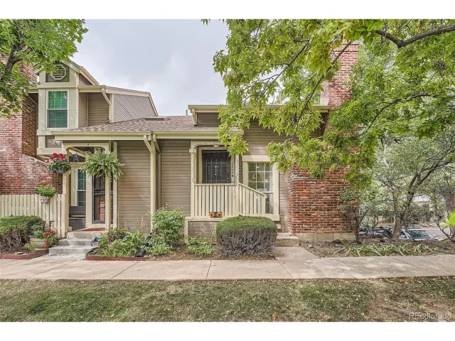 MLS: 9175753 Condo For Sale