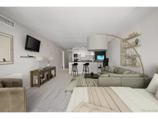 Photo #4: 9176819 Listing 