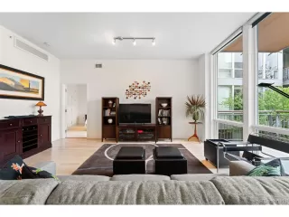 Photo #6: 9178387 Listing 