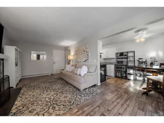 Photo #4: 9179789 Listing