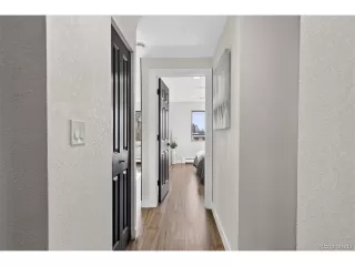 Photo #5: 9190039 Listing 