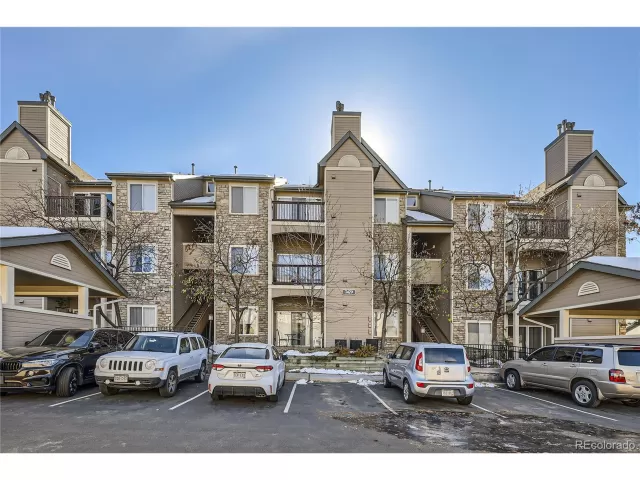 MLS: 9191673 Condo For Sale