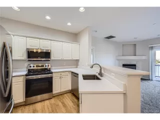 Photo #6: 9191673 Listing