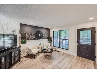 Photo #4: 9192457 Listing 