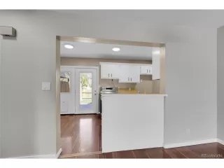 Photo #6: 9193815 Listing 