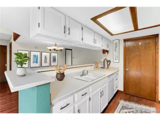 Photo #3: 9194833 Listing