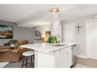 Photo #5: 9195745 Listing