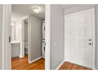 Photo #2: 9196114 Listing