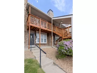 Photo #3: 9196968 Listing