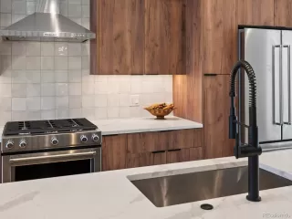 Photo #4: 9197448 Listing