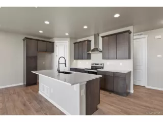 Photo #4: 9198506 Listing