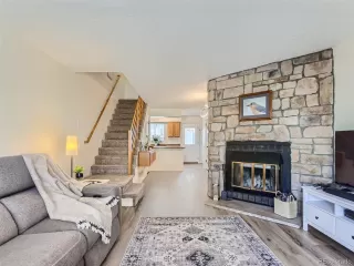 Photo #5: 9201037 Listing 