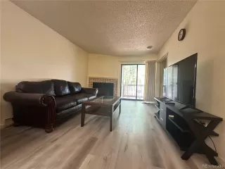 Photo #6: 9201137 Listing 