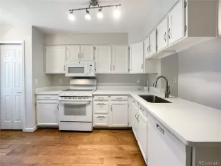 Photo #5: 9202962 Listing