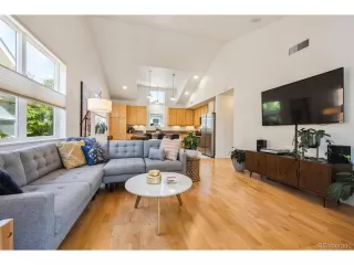 Photo #4: 9204296 Listing 