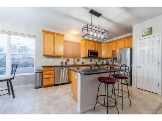 Photo #6: 9205340 Listing