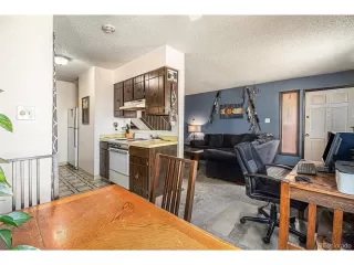 Photo #6: 9205728 Listing