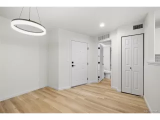 Photo #3: 9206315 Listing