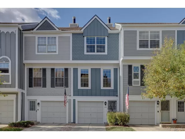 MLS: 9207427 Condo For Sale