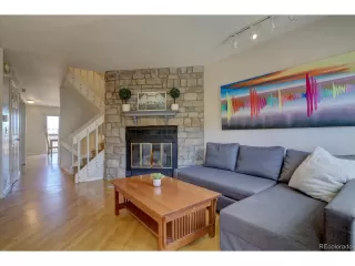 Photo #6: 9207427 Listing