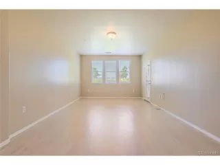 Photo #5: 9210969 Listing 