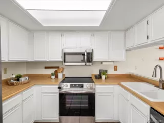 Photo #6: 9212127 Listing 