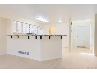 Photo #4: 9217159 Listing