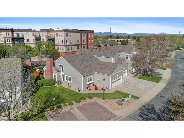 MLS: 9220785 Condo For Sale