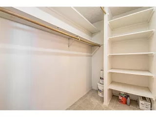 Photo #6: 9220809 Listing