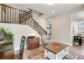 Photo #5: 9221158 Listing