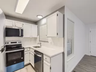 Photo #6: 9222750 Listing