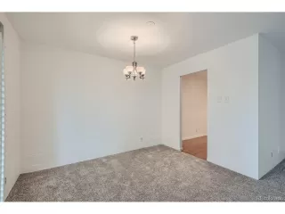 Photo #5: 9224227 Listing