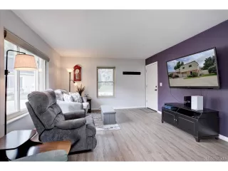 Photo #4: 9226851 Listing