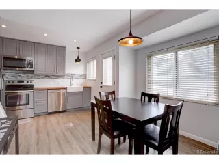 Photo #5: 9226851 Listing