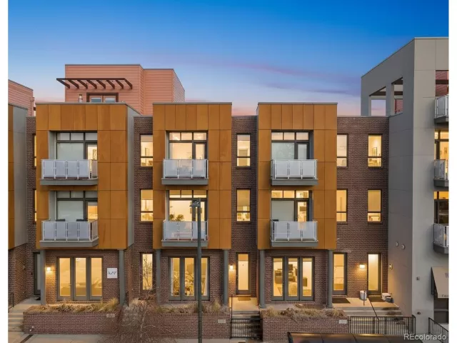 MLS: 9227306 Condo For Sale