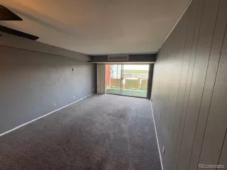 Photo #5: 9237780 Listing