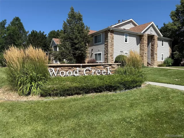 MLS: 9240132 Condo For Sale