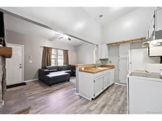 Photo #3: 9240132 Listing 