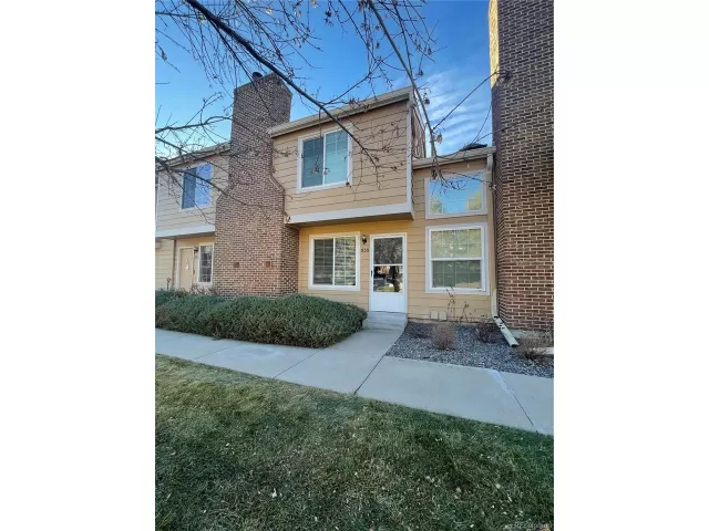 MLS: 9241629 Condo For Sale